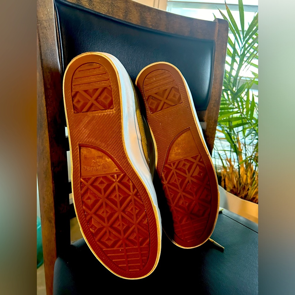 One Star Pro Ox Lakers Nike Zoom AirXConverse Pro Skate shoe yellow suede 10.5